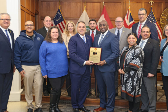 1.27.2026 - Town Presents MLK Award to CSEA Long Island Region 1 President Jarvis Brown Town Presents MLK Award to CSEA Long Island Region 1 President Jarvis Brown