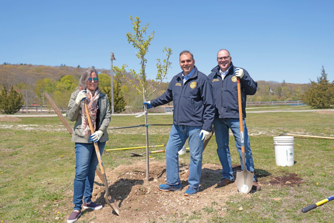 Town Celebrates Arbor Day With Tree Plantings in Local Parks