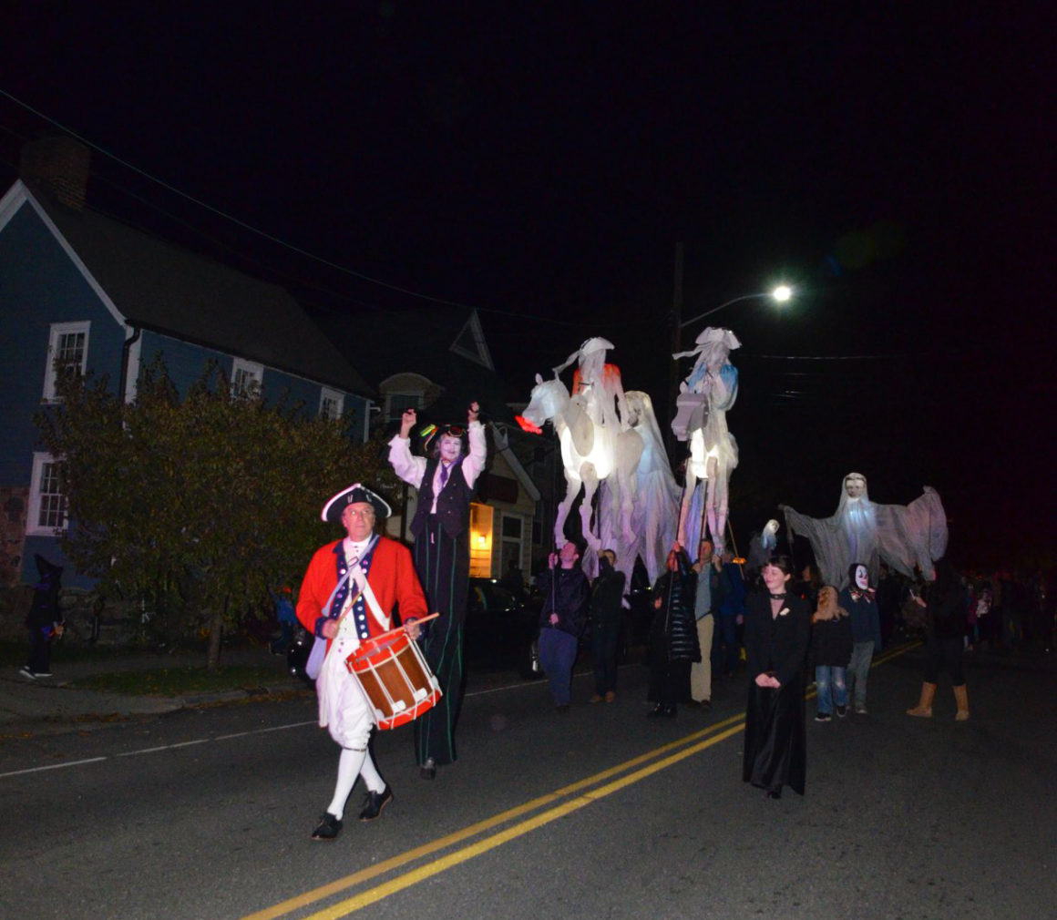 Raynham Hall Museum Hosts 5th Annual “Ghost Walk” Parade on Saturday, October 30th