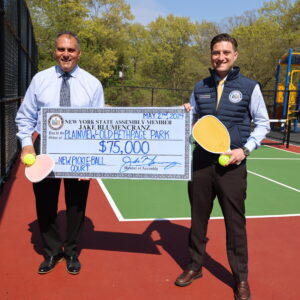 Town Opens New Pickleball Courts in Plainview-Old Bethpage