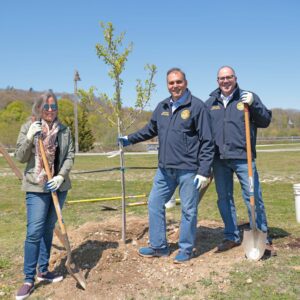 Town of Oyster Bay Named ‘Tree City USA’ by National Arbor Day Foundation