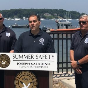 Supervisor Signs Executive Order Restricting Speed in Oyster Bay Harbor for July 4th