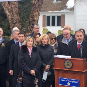 Officials Denounce State Zoning Plan to Destroy Long Island Suburbs